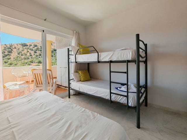 2 slaapkamer Appartement te koop in Calahonda, Mijas met zwembad - € 269.000 (Ref: 9533690)