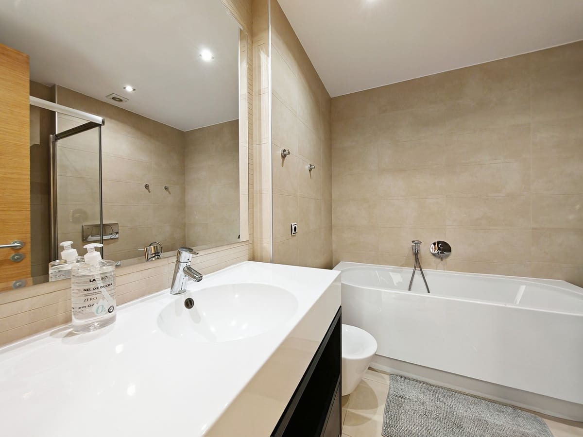 Ático de 2 habitaciones en Los Monteros en venta con piscina garaje - 499.000 € (Ref: 9534372)