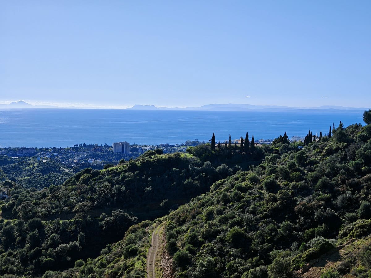 Ático de 2 habitaciones en Los Monteros en venta con piscina garaje - 499.000 € (Ref: 9534372)