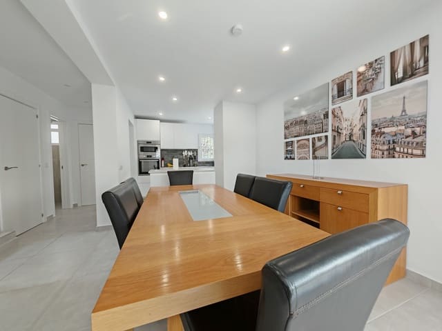 3 quarto Casa em Banda para arrendar em Calahonda, Mijas com piscina - 3 500 € (Ref: 9544469)