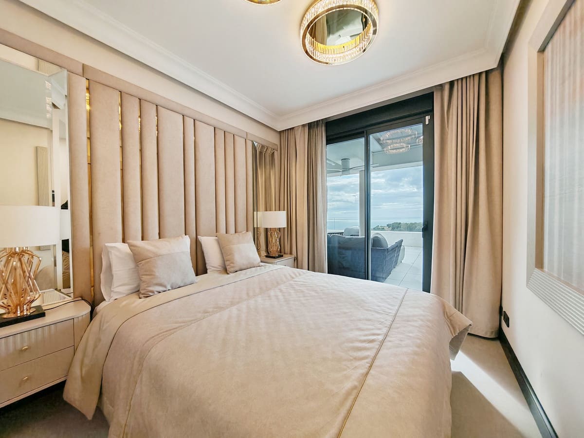 3 soveværelse Penthouse til salg i Marbella med swimmingpool garage - € 1.499.000 (Ref: 9552261)