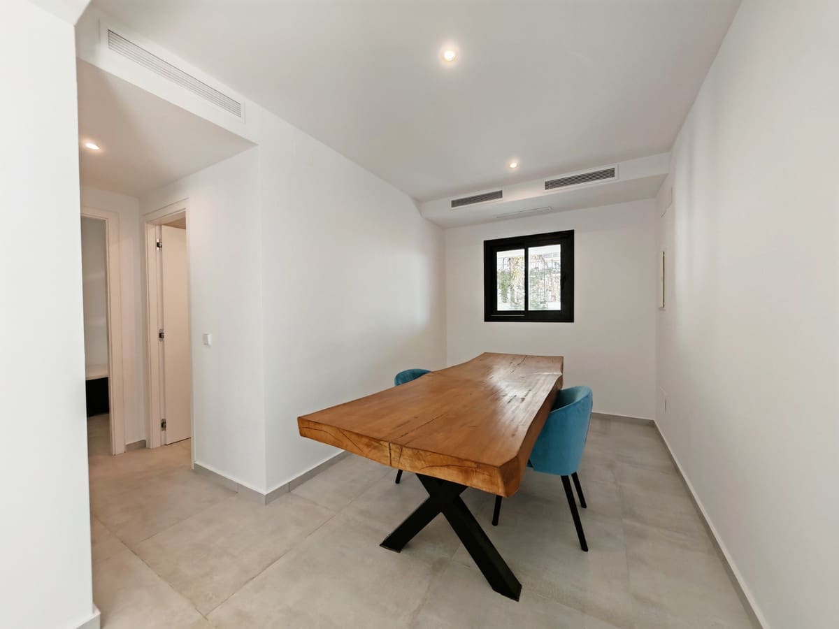 Chalet de 5 habitaciones en El Chaparral en venta con piscina garaje - 1.450.000 € (Ref: 9555794)