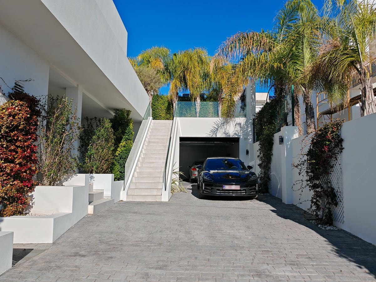 Chalet de 5 habitaciones en El Chaparral en venta con piscina garaje - 1.450.000 € (Ref: 9555794)