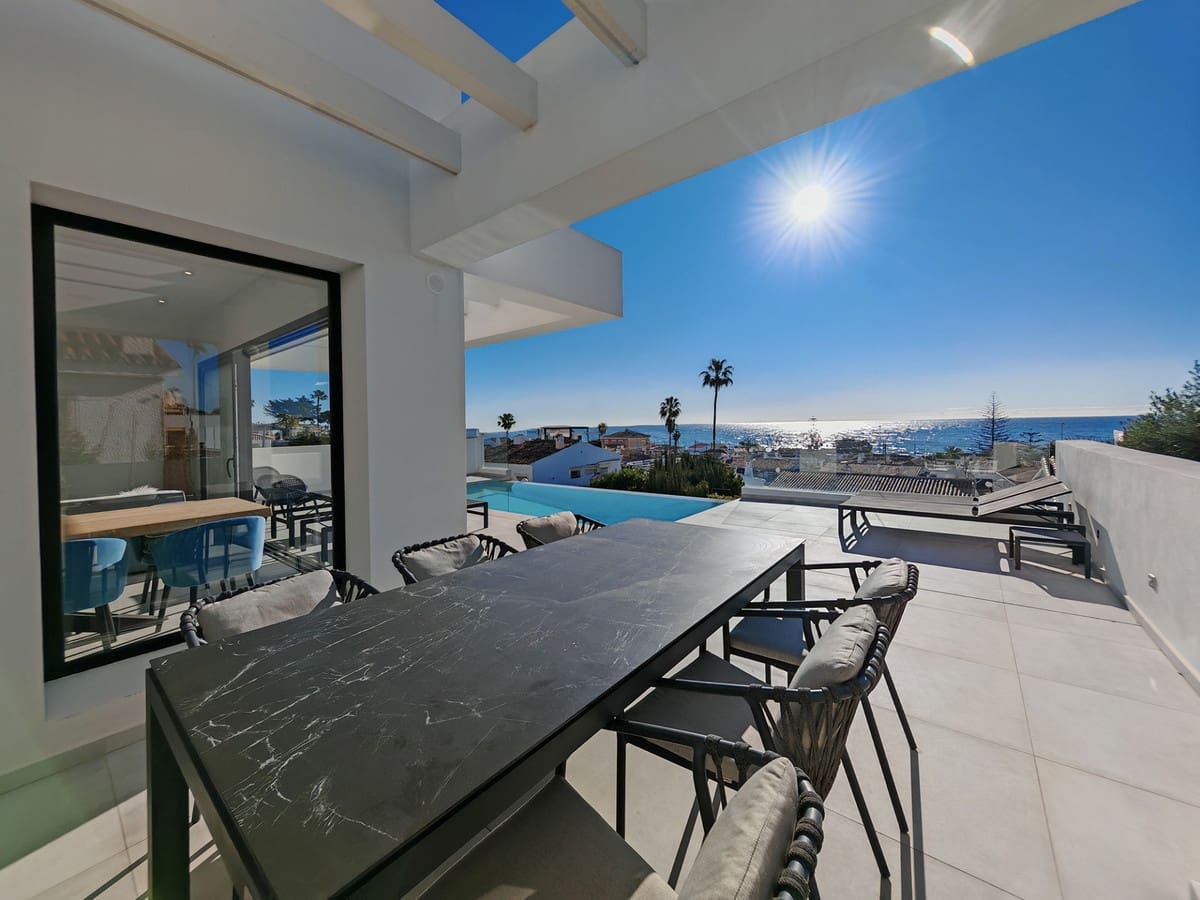 Chalet de 5 habitaciones en El Chaparral en venta con piscina garaje - 1.450.000 € (Ref: 9555794)