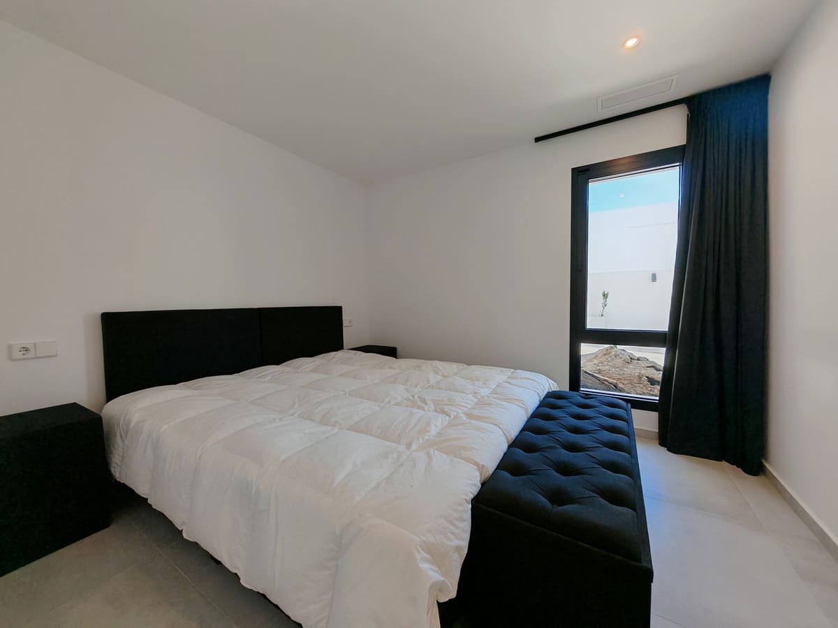 Chalet de 5 habitaciones en El Chaparral en venta con piscina garaje - 1.450.000 € (Ref: 9555794)