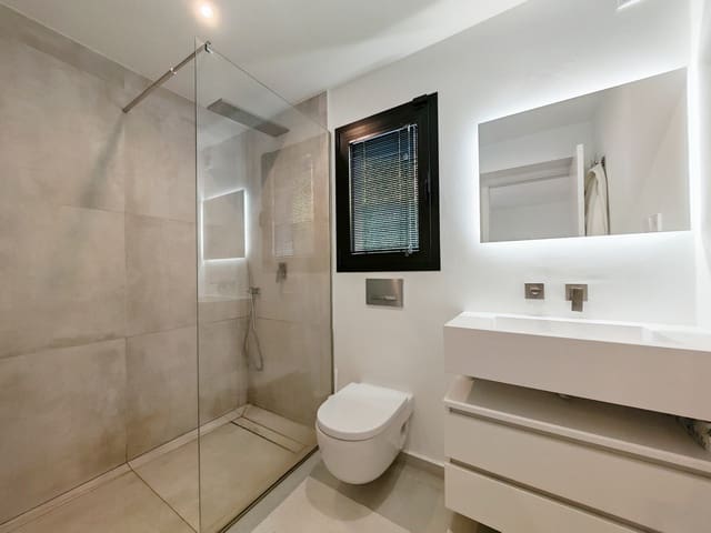 5 soverom Villa til salgs i El Chaparral, Mijas med svømmebasseng garasje - € 1 450 000 (Ref: 9555794)