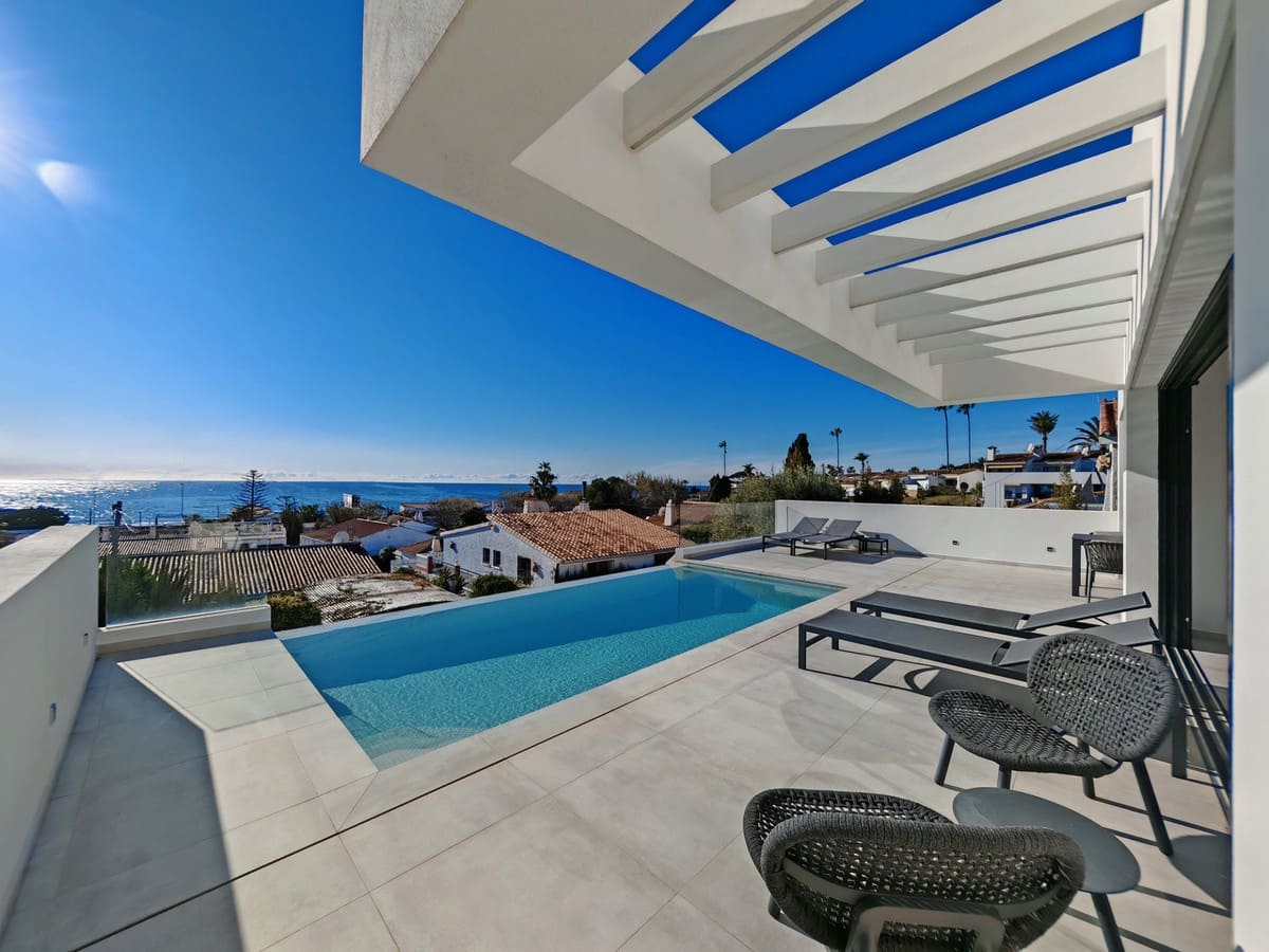 Chalet de 5 habitaciones en El Chaparral en venta con piscina garaje - 1.450.000 € (Ref: 9555794)