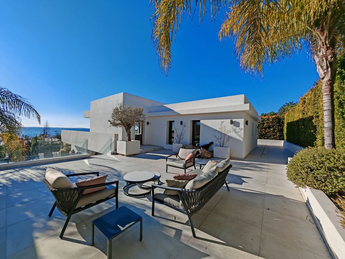 Chalet de 5 habitaciones en El Chaparral en venta con piscina garaje - 1.450.000 € (Ref: 9555794)