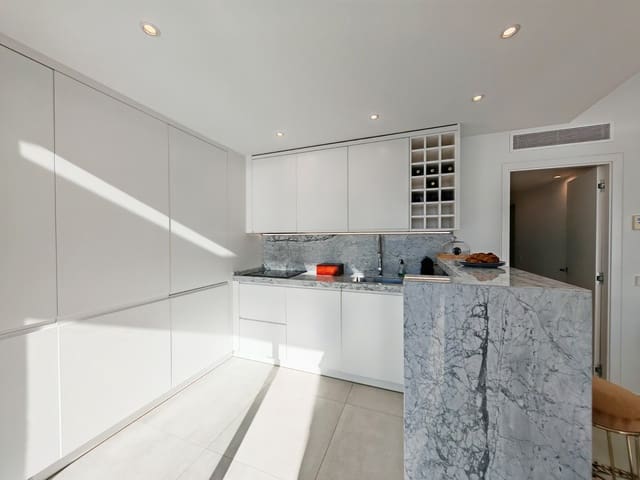 5 chambre Villa/Maison à vendre à El Chaparral, Mijas avec piscine garage - 1 450 000 € (Ref: 9555794)