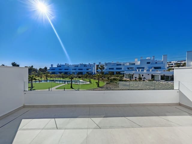 2 chambre Appartement à vendre à Cancelada, Estepona avec piscine garage - 445 000 € (Ref: 9571130)