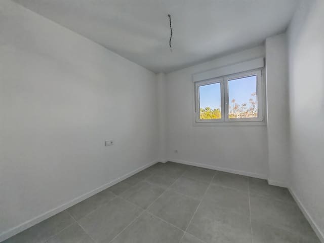 2 Zimmer Apartment zu verkaufen in Cancelada, Estepona mit Pool Garage - 420.000 € (Ref: 9571130)