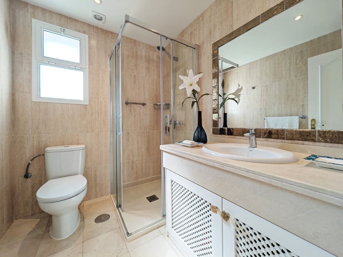 3 bedroom Apartment for sale in Carib Playa with pool garage - € 740,000 (Ref: 9591801)