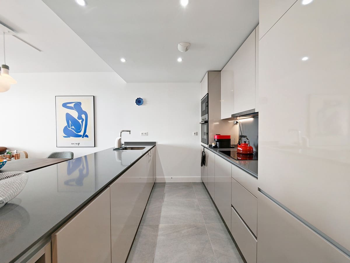 2 bedroom Apartment for sale in Manilva with pool garage - € 399,000 (Ref: 9675968)