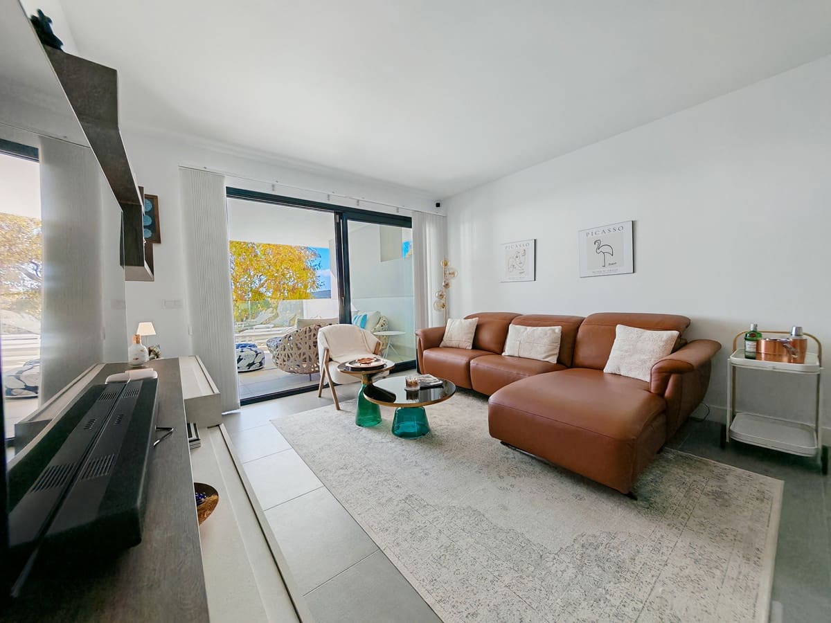 2 soveværelse Lejlighed til salg i Manilva med swimmingpool garage - € 399.000 (Ref: 9675968)