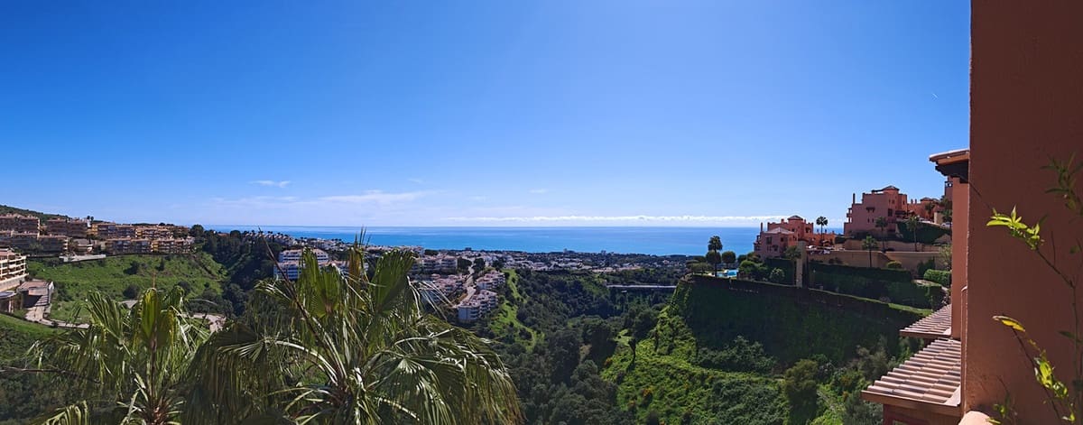 2 sypialnia Apartament na sprzedaż w Mijas Costa z basenem garażem - 305 000 € (Ref: 9679819)