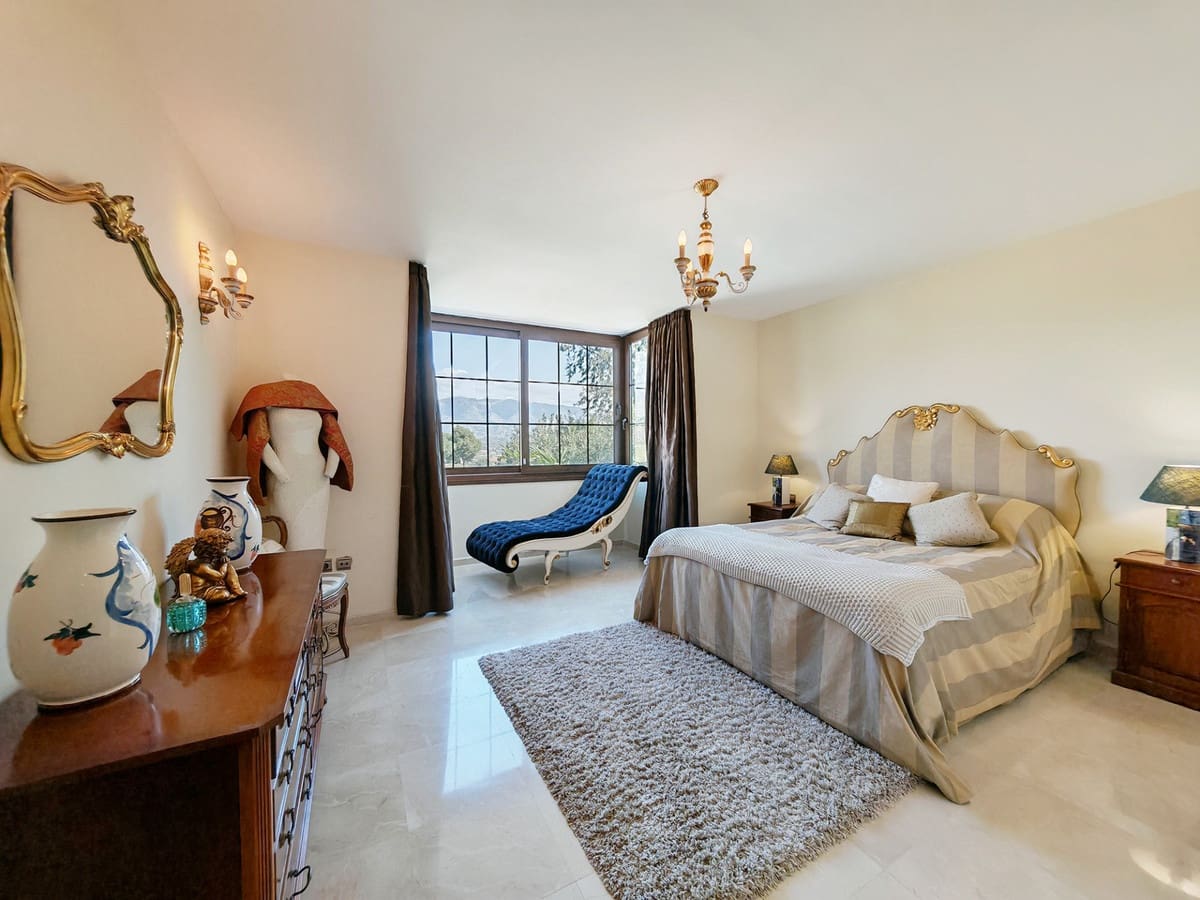 4 slaapkamer Villa te koop in La Cala Golf met zwembad - € 1.995.000 (Ref: 9686375)