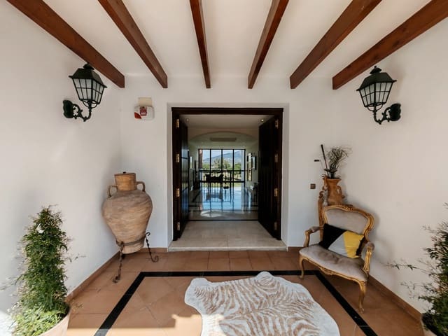 4 slaapkamer Villa te koop in La Cala Golf, Mijas met zwembad - € 1.895.000 (Ref: 9686375)