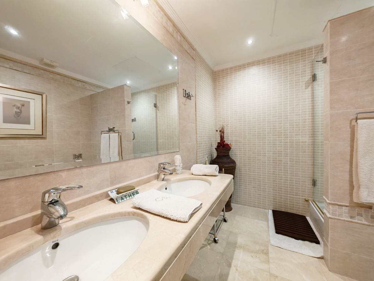 4 slaapkamer Villa te koop in La Cala Golf met zwembad - € 1.895.000 (Ref: 9686375)