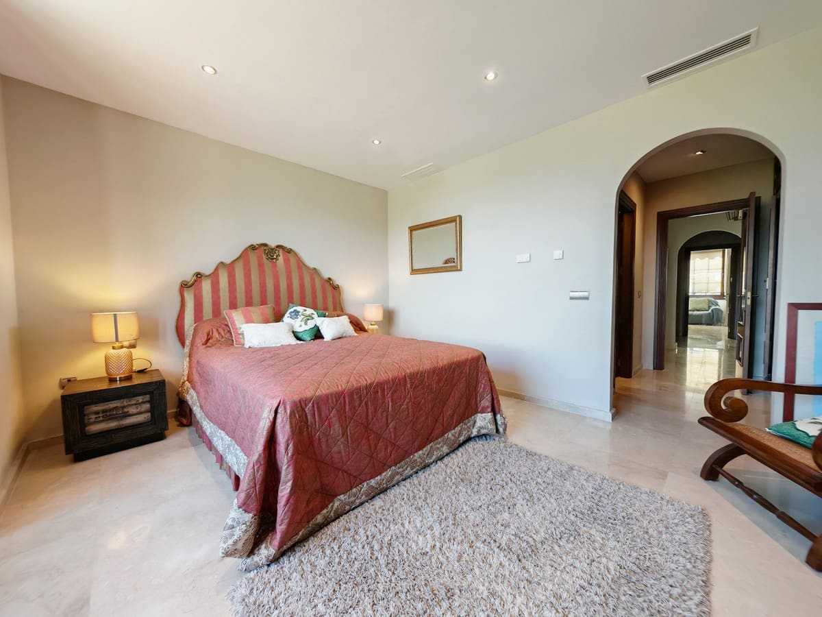 4 slaapkamer Villa te koop in La Cala Golf met zwembad - € 1.895.000 (Ref: 9686375)