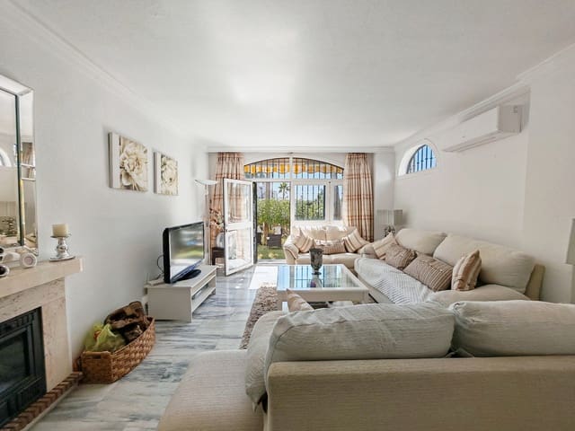2 quarto Apartamento para venda em Riviera del Sol, Mijas com piscina - 310 000 € (Ref: 9686376)