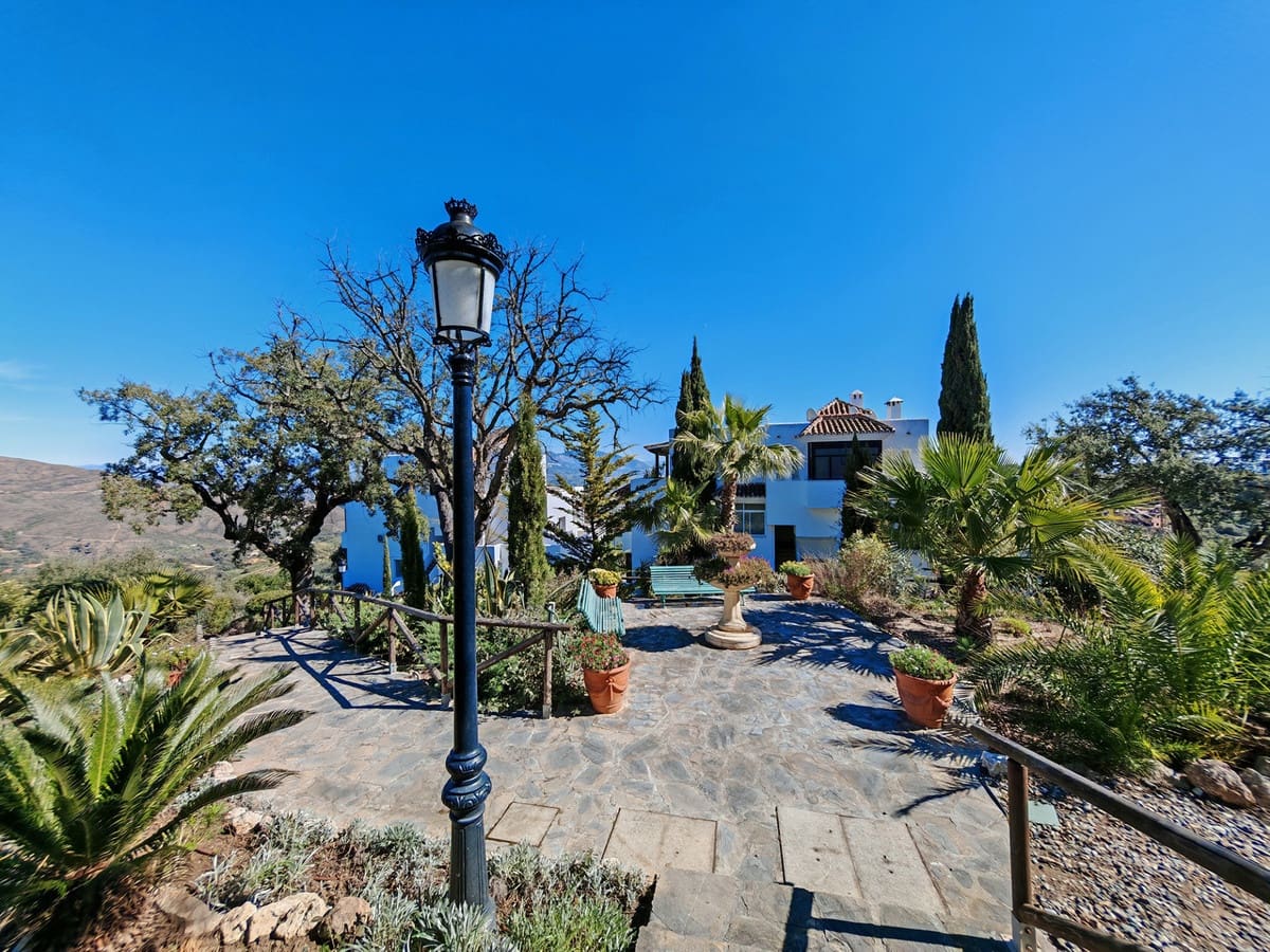 2 quarto Apartamento para venda em La Mairena com piscina garagem - 369 000 € (Ref: 9686377)