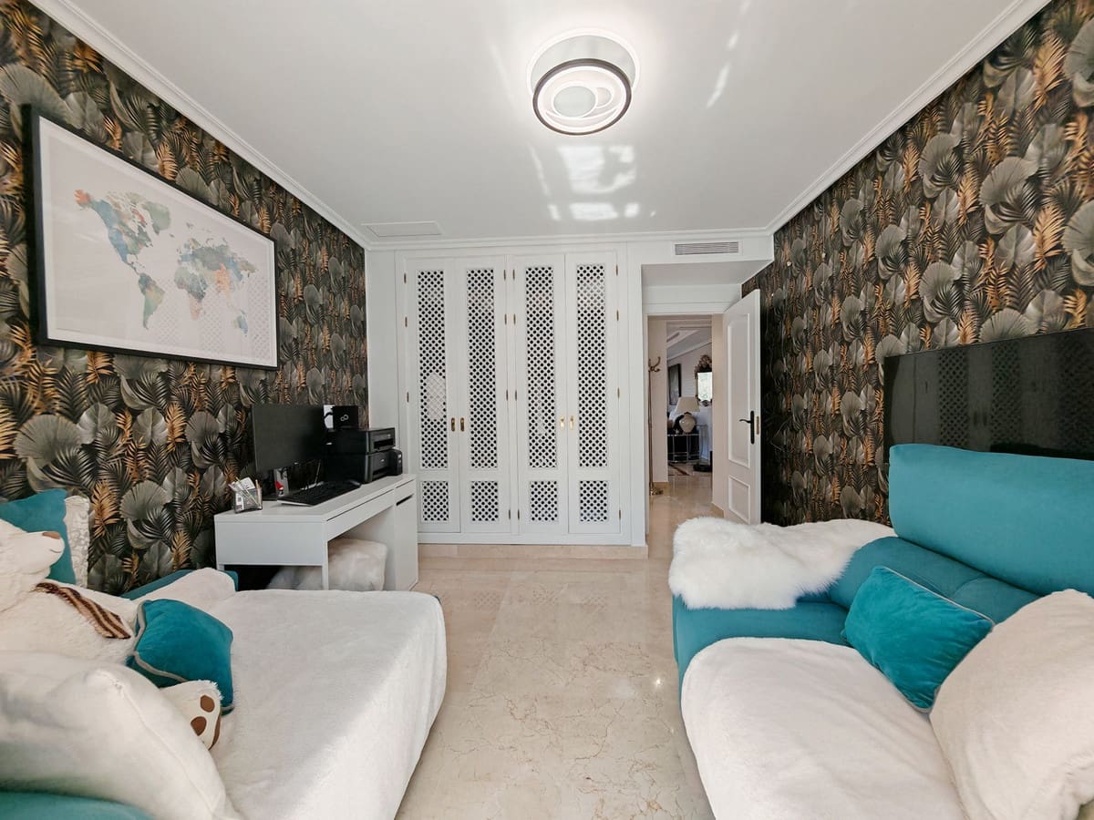 3 quarto Apartamento para venda em La Mairena com piscina garagem - 619 000 € (Ref: 9701595)