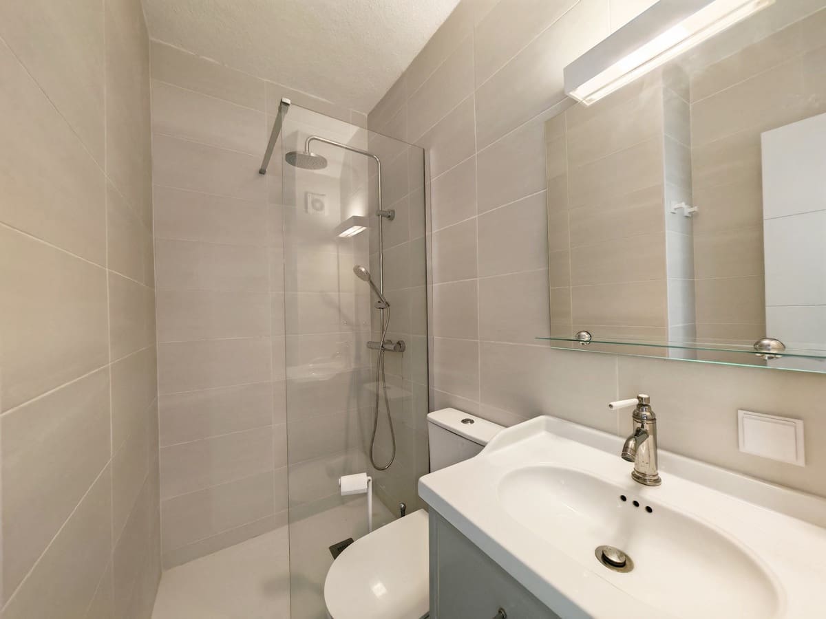 3 soveværelse Byhus til salg i Manilva med swimmingpool garage - € 395.000 (Ref: 9703320)