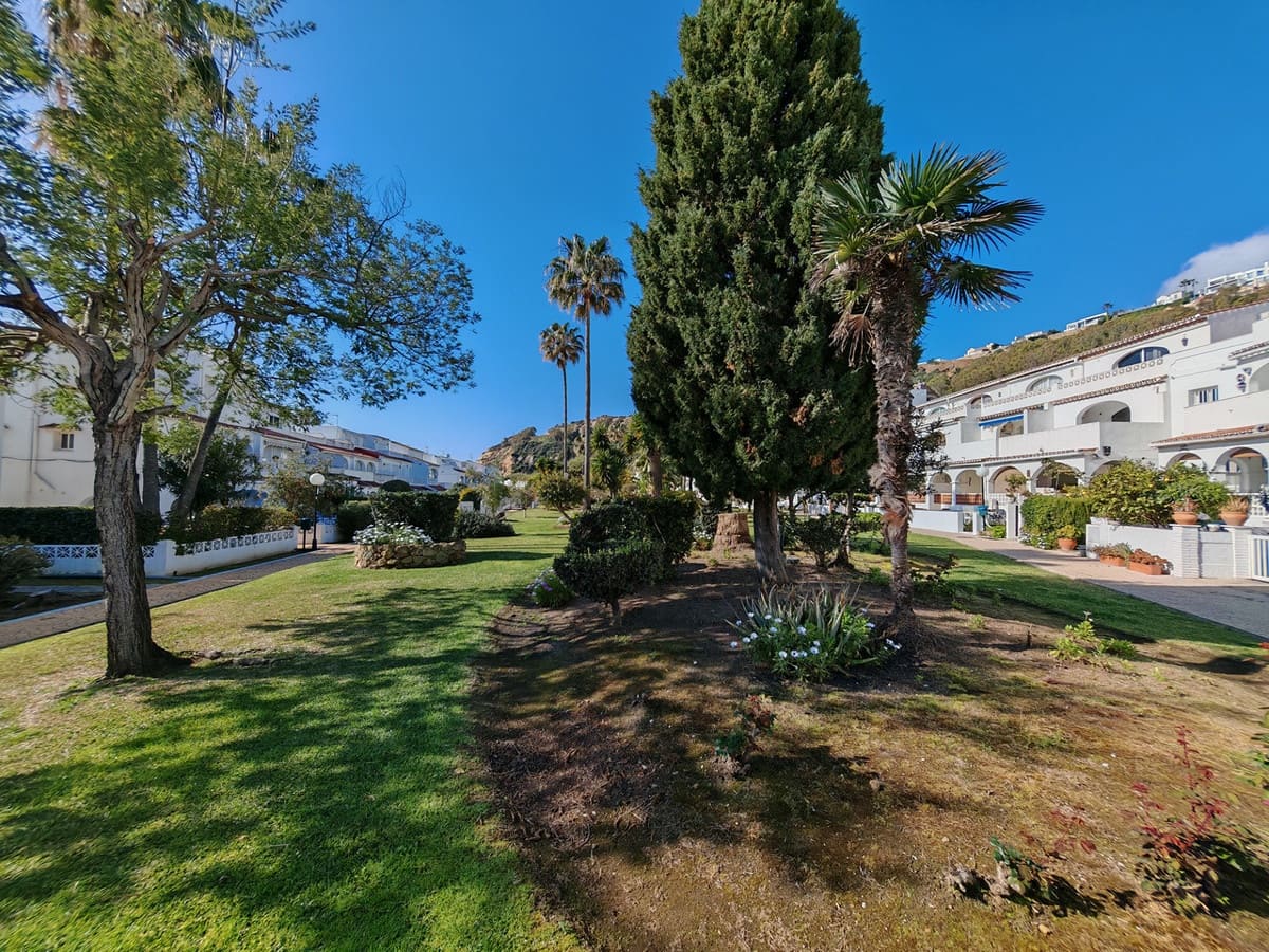 3 soveværelse Byhus til salg i Manilva med swimmingpool garage - € 395.000 (Ref: 9703320)