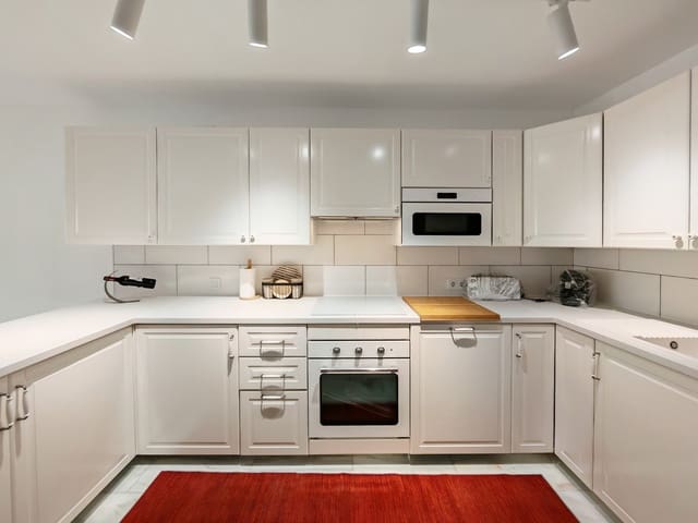 3 quarto Casa em Banda para venda em Manilva com piscina garagem - 395 000 € (Ref: 9703320)