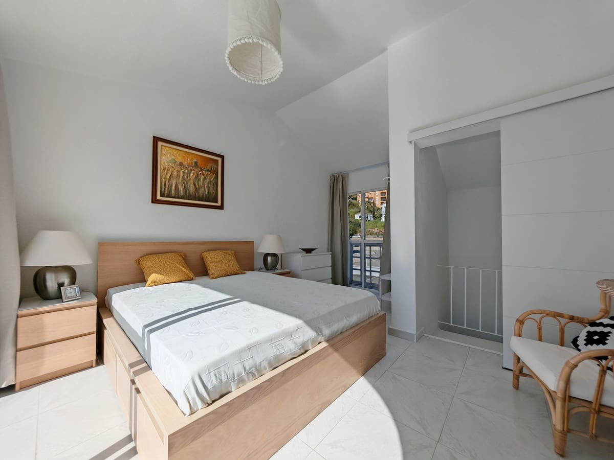 3 bedroom Townhouse for sale in Manilva with pool garage - € 395,000 (Ref: 9703320)