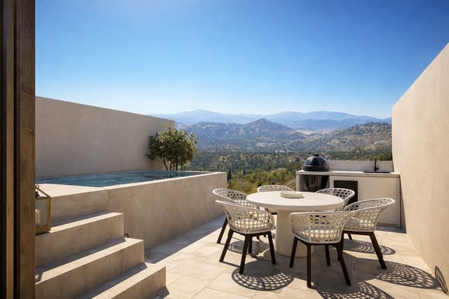 3 bedroom Terraced Villa for sale in Guaro with pool garage - € 725,000 (Ref: 9722197)