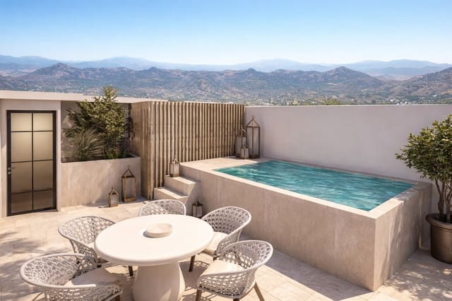 3 quarto Moradia em Banda para venda em Guaro com piscina garagem - 750 000 € (Ref: 9722197)