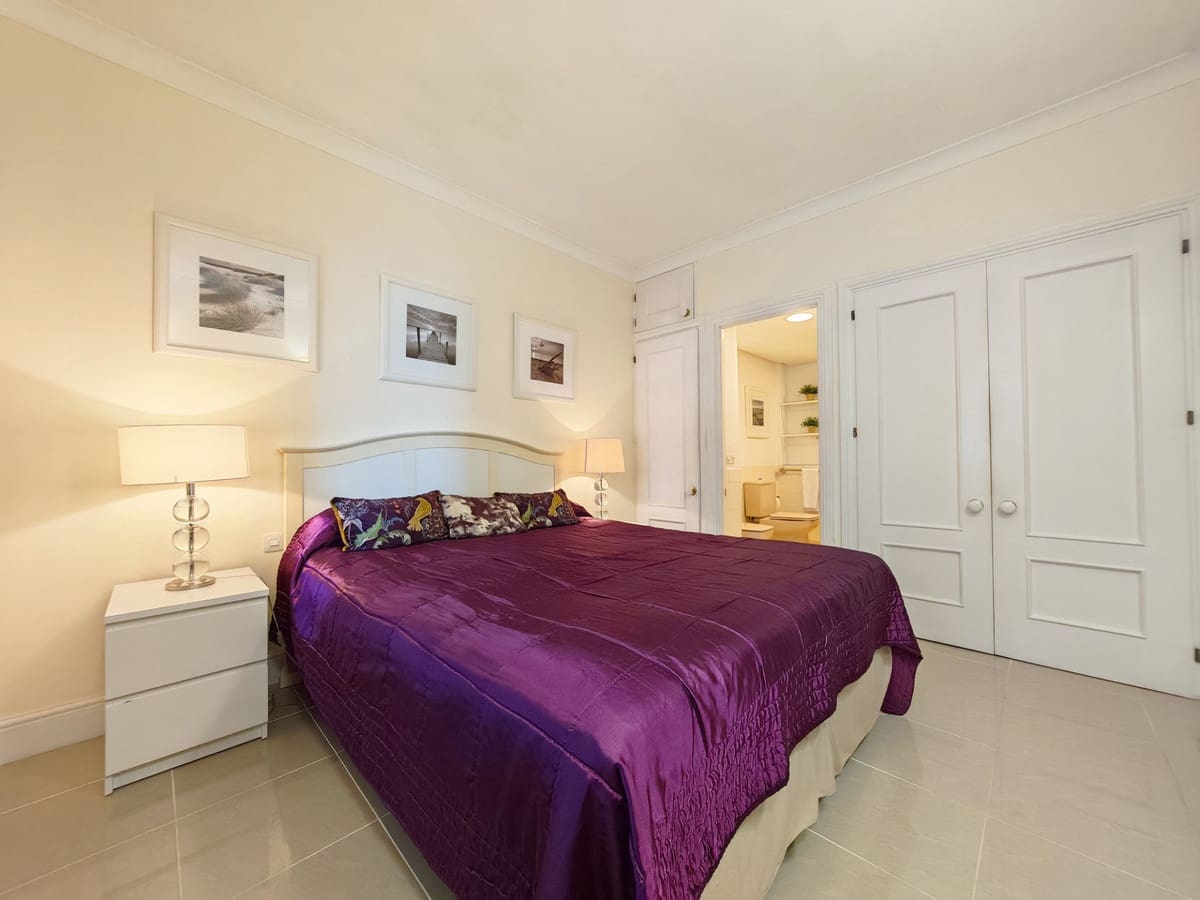 1 bedroom Apartment for sale in Marbella with pool garage - € 325,000 (Ref: 9732061)