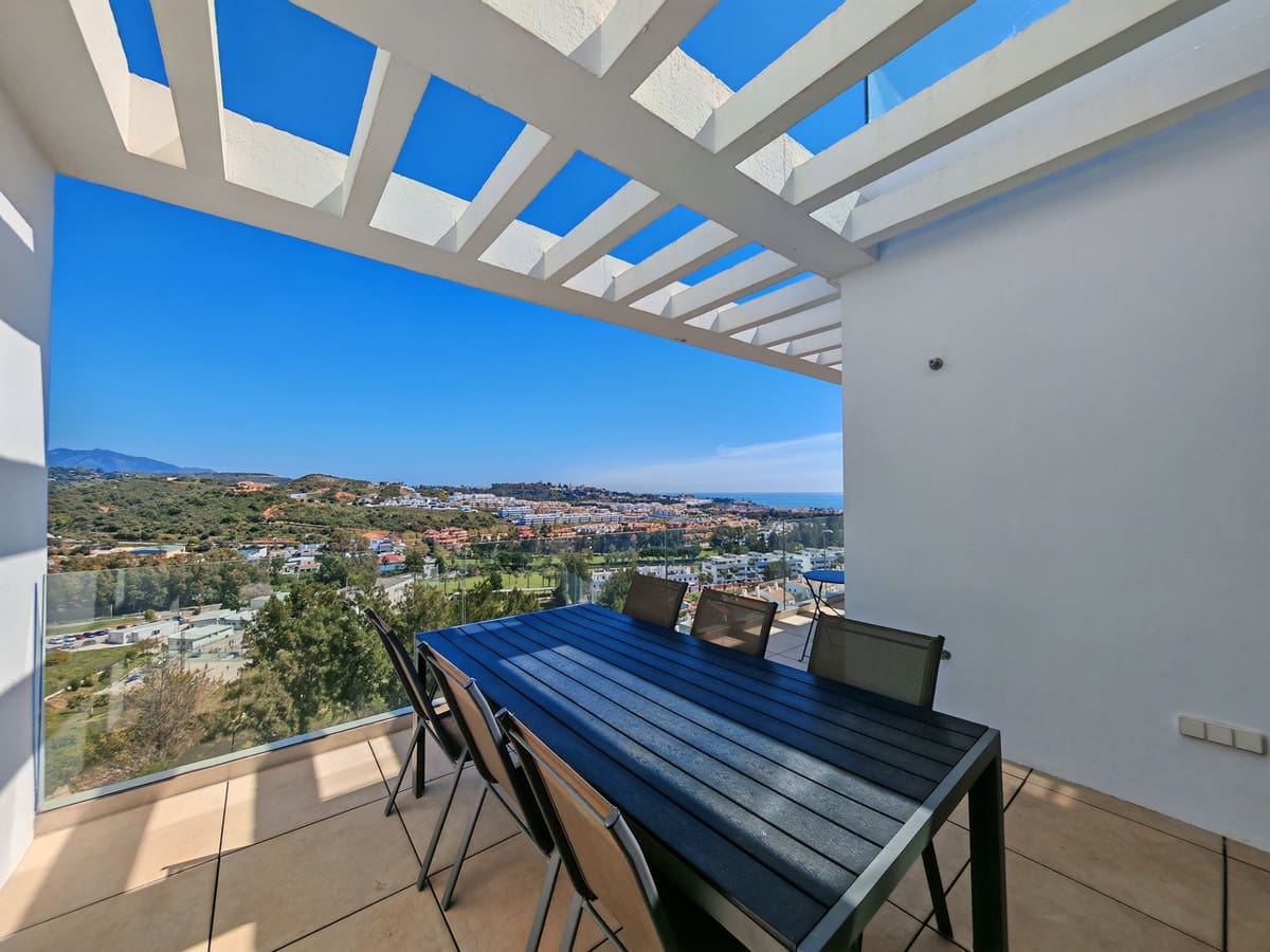 3 soveværelse Lejlighed til salg i La Cala de Mijas med swimmingpool garage - € 569.000 (Ref: 9733381)