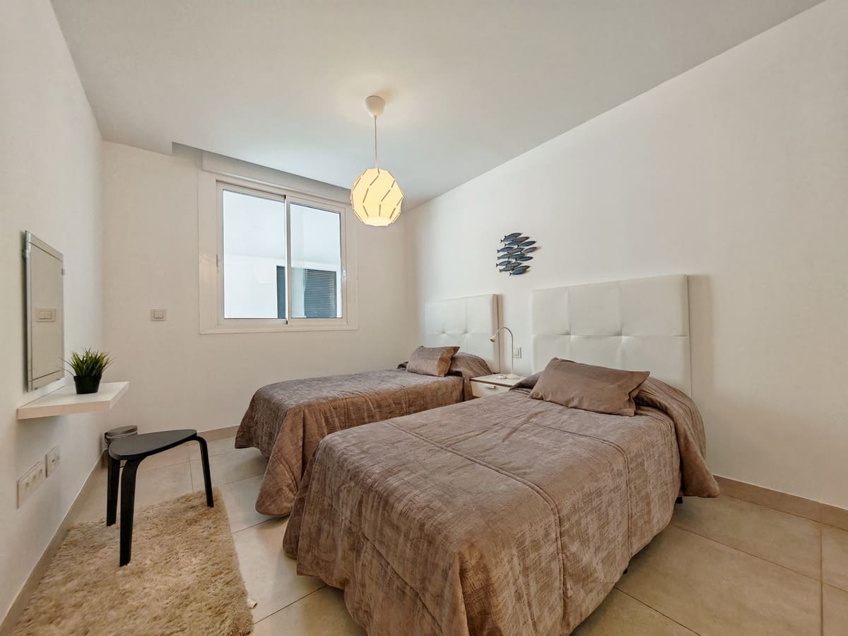 3 soveværelse Lejlighed til salg i La Cala de Mijas med swimmingpool garage - € 569.000 (Ref: 9733381)