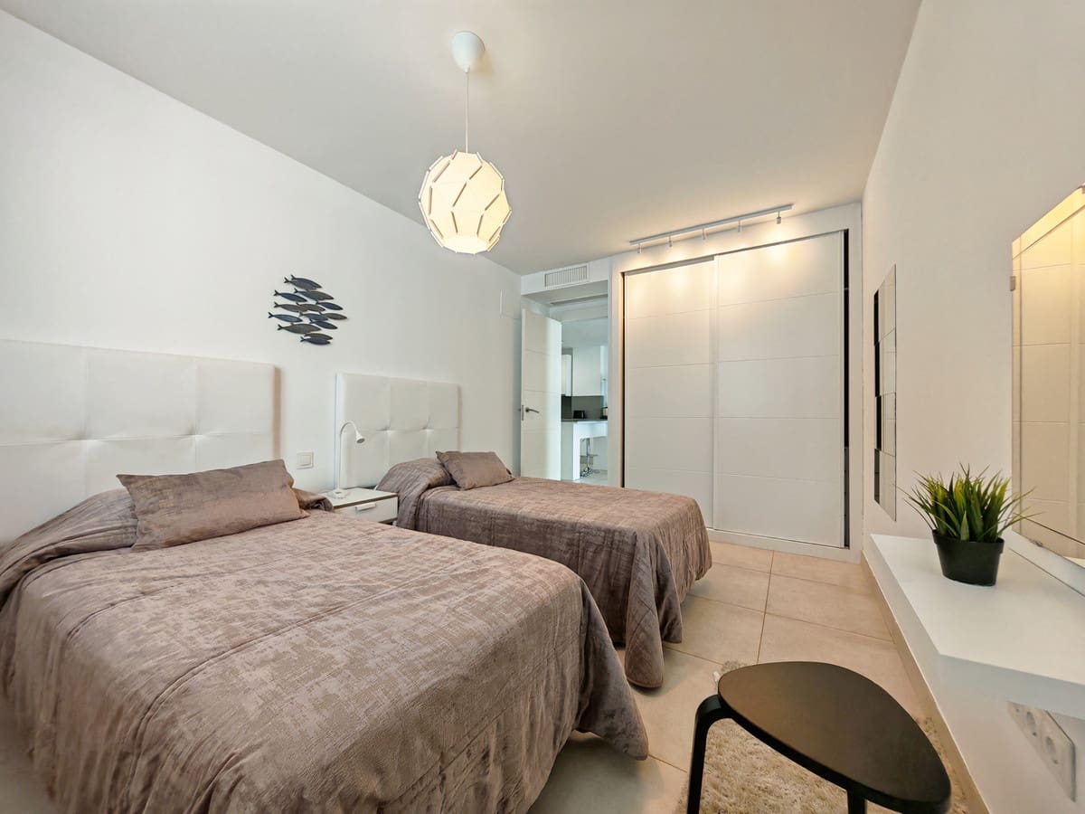 3 soveværelse Lejlighed til salg i La Cala de Mijas med swimmingpool garage - € 569.000 (Ref: 9733381)