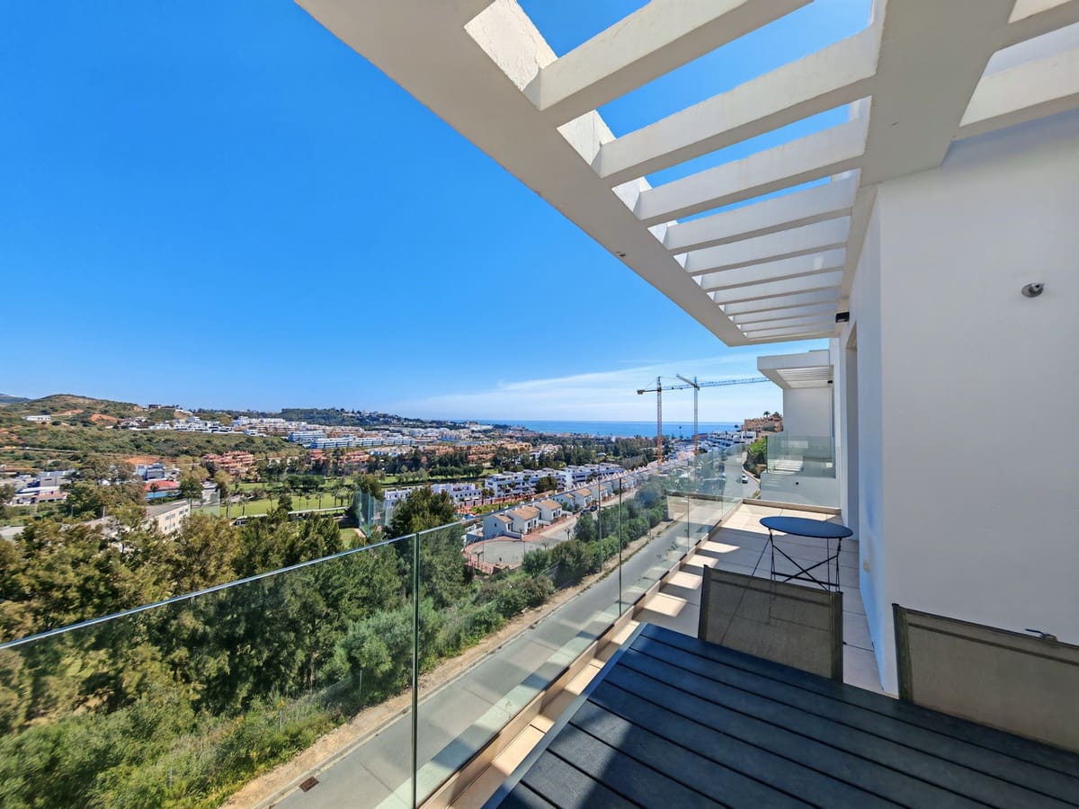 3 soveværelse Lejlighed til salg i La Cala de Mijas med swimmingpool garage - € 569.000 (Ref: 9733381)