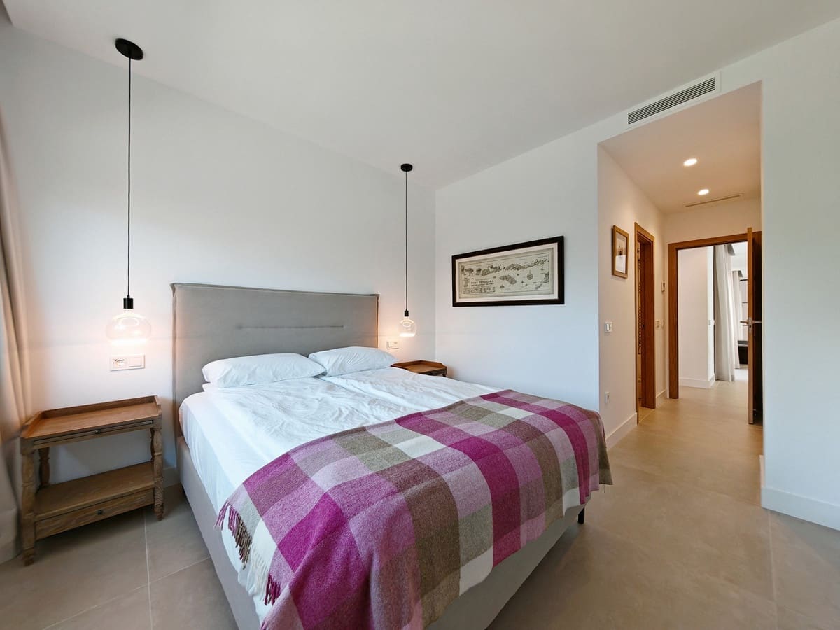 4 bedroom Villa for sale in Elviria with pool garage - € 2,850,000 (Ref: 9744126)