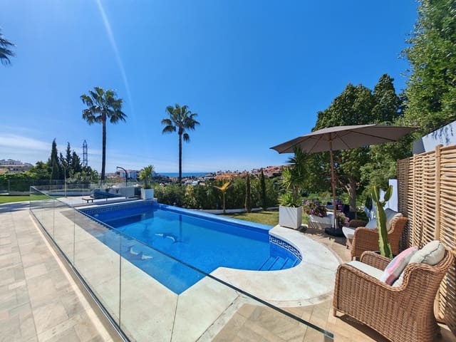3 sypialnia Willa na sprzedaż w Riviera del Sol, Mijas z basenem garażem - 1 280 000 € (Ref: 9751979)