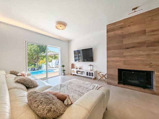 3 sypialnia Willa na sprzedaż w Riviera del Sol, Mijas z basenem garażem - 1 280 000 € (Ref: 9751979)