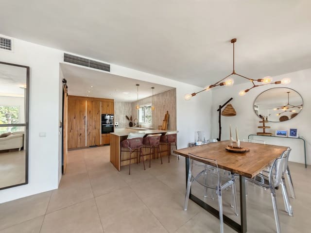 3 sypialnia Willa na sprzedaż w Riviera del Sol, Mijas z basenem garażem - 1 280 000 € (Ref: 9751979)
