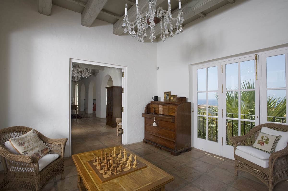 35 soverom Hotell til salgs i Fuengirola med svømmebasseng garasje - € 5 950 000 (Ref: 9755618)