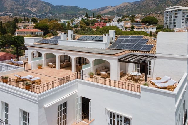 35 soverom Hotell til salgs i Fuengirola med svømmebasseng garasje - € 5 950 000 (Ref: 9755618)