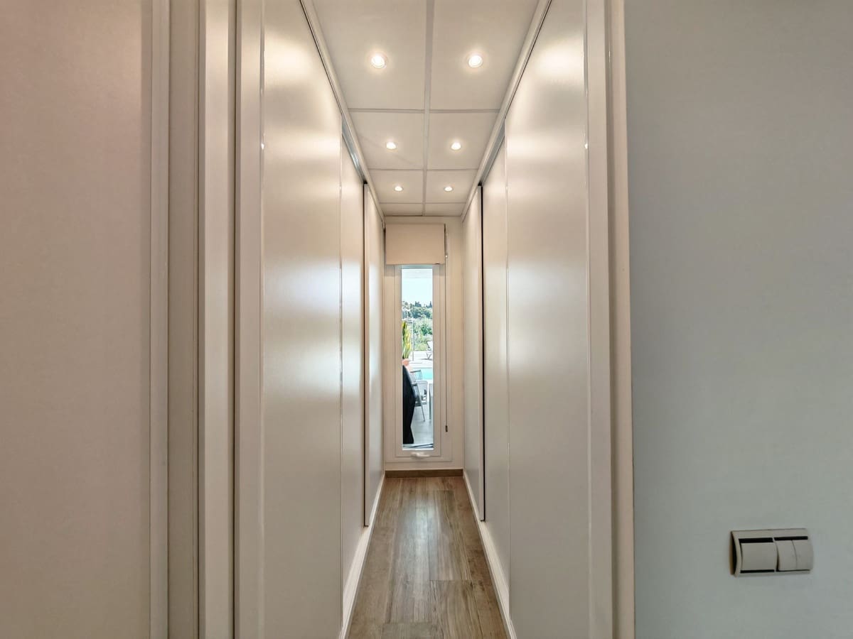 3 camera da letto Villetta Bifamiliare in vendita in Riviera del Sol con piscina garage - 900.000 € (Rif: 9791010)