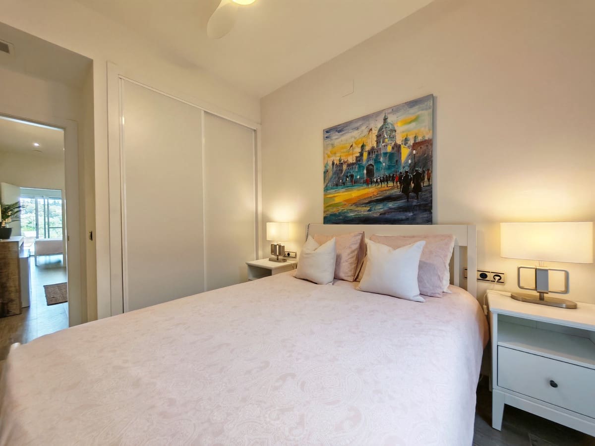 3 camera da letto Villetta Bifamiliare in vendita in Riviera del Sol con piscina garage - 900.000 € (Rif: 9791010)