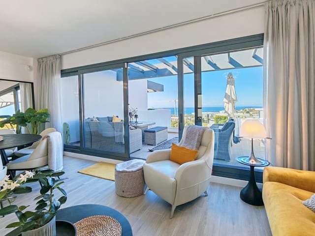 3 quarto Penthouse para venda em Cabopino, Marbella com piscina - 1 050 000 € (Ref: 9799211)