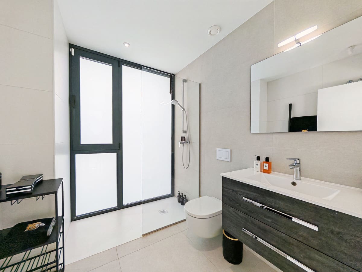 5 soverom Villa til salgs i Estepona med svømmebasseng - € 1 450 000 (Ref: 9804271)