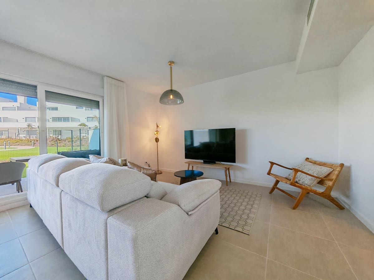 Apartamento de 2 habitaciones en Cancelada en alquiler con piscina garaje - 2.800 € (Ref: 9804272)