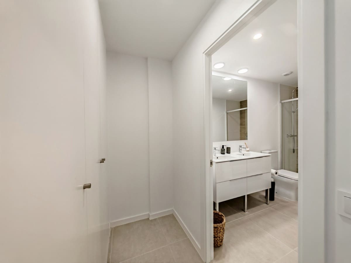 Apartamento de 2 habitaciones en Cancelada en alquiler con piscina garaje - 2.800 € (Ref: 9804272)