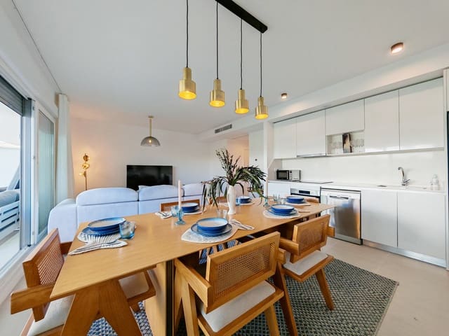 Apartamento de 2 habitaciones en Cancelada, Estepona en alquiler con piscina garaje - 2.800 € (Ref: 9804272)